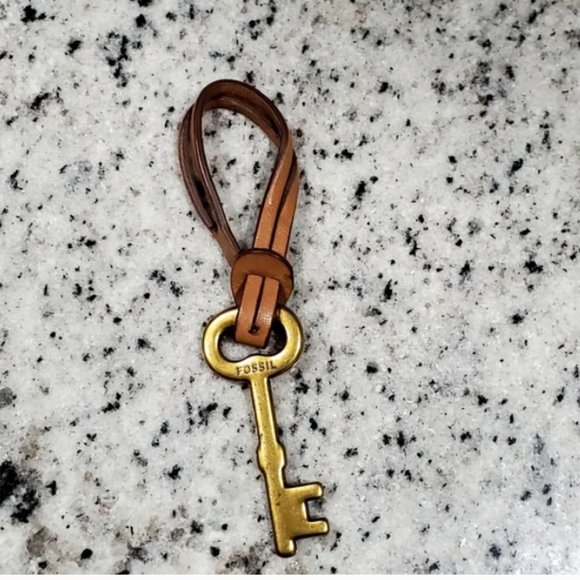 Fossil Key Charm - Picture 3 of 3